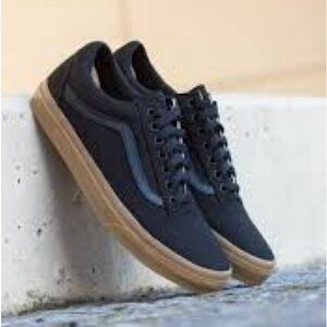 Vans Old Skool - Navy with Gum Soles - 9.0M